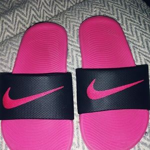 Nike slip on sandals children size
